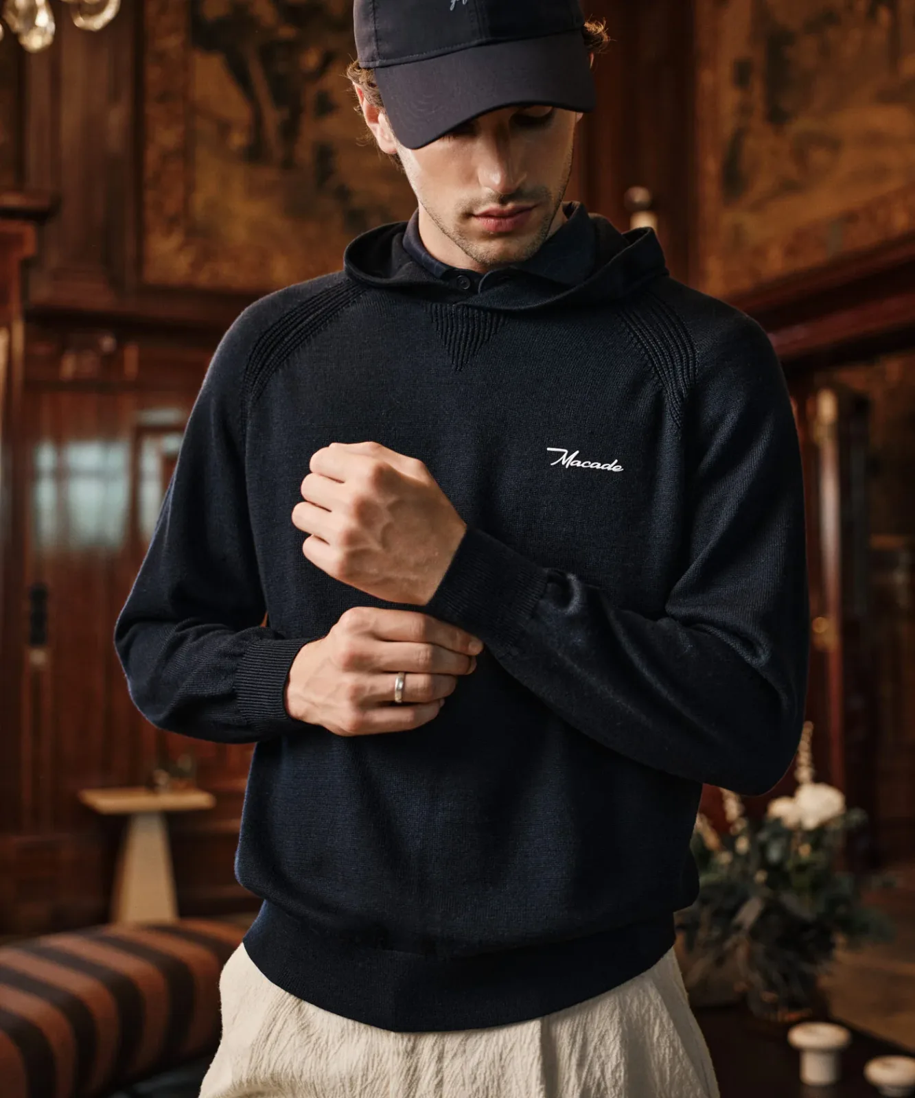 Flow Light Knit Hoodie